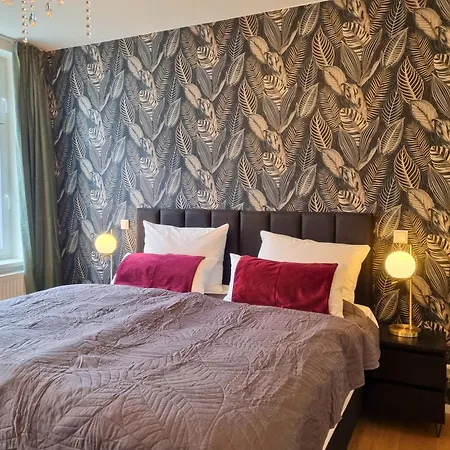 Maremar - Style-loft Am Ferberturm - 2 Schlafzimmer - Luxus Boxspringbett - Arbeitsplaetze - Highspeed Wlan 아파트 *