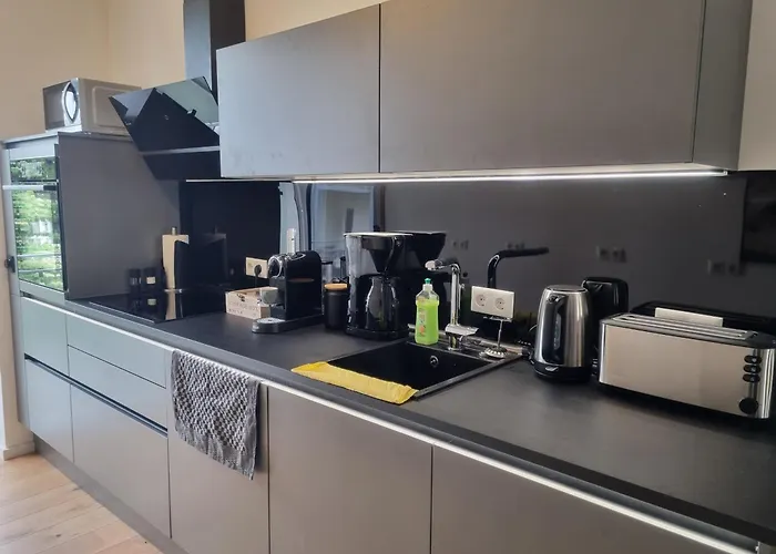 Maremar - Style-loft Am Ferberturm - 2 Schlafzimmer - Luxus Boxspringbett - Arbeitsplaetze - Highspeed Wlan 아파트 게라